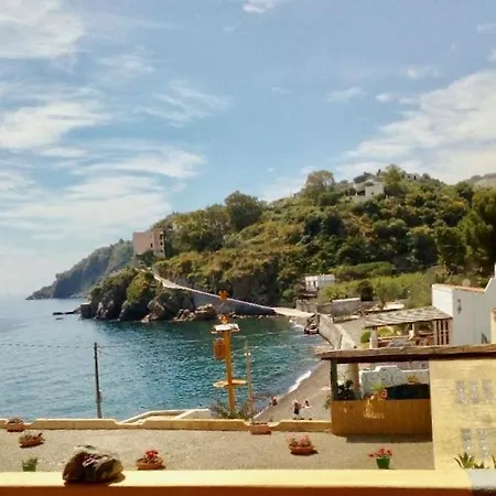 Da Sergio Sotto Casa 리파리